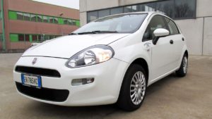 autonoleggio-tozzato-auto-service-mogliano-fiat-punto